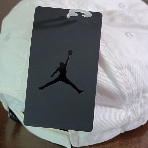 Air Jordan Retro OG 1 3 4 5 6 8 11 13 Bred Hat Cap Infrared Jumpman White Black - Picture 6 of 8